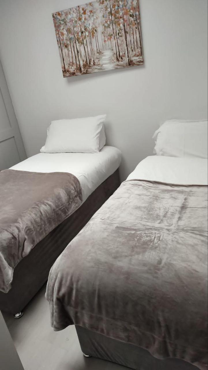 Number33 Bed and Breakfast Γκάλγουεϊ Εξωτερικό φωτογραφία