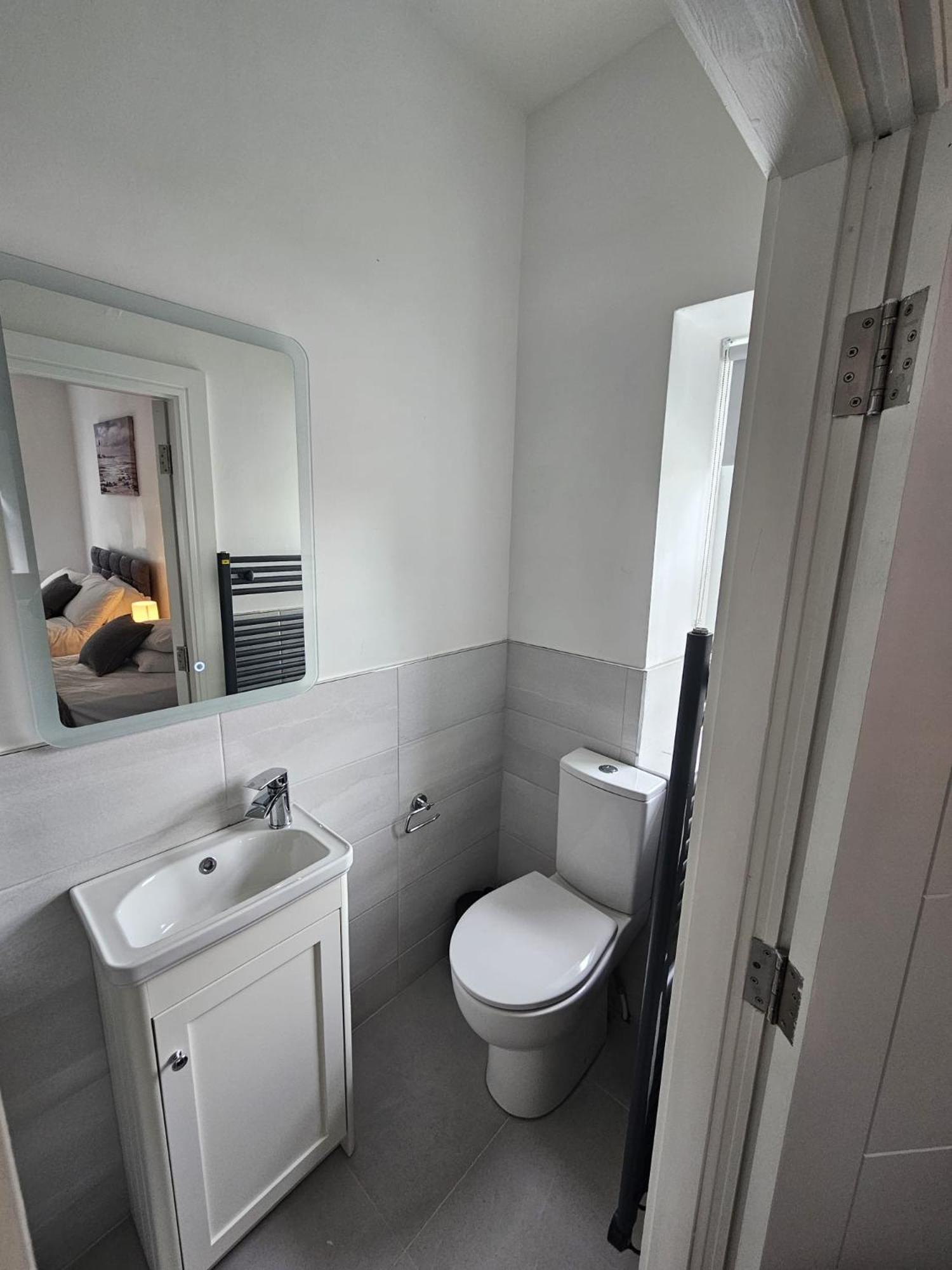 Number33 Bed and Breakfast Γκάλγουεϊ Εξωτερικό φωτογραφία
